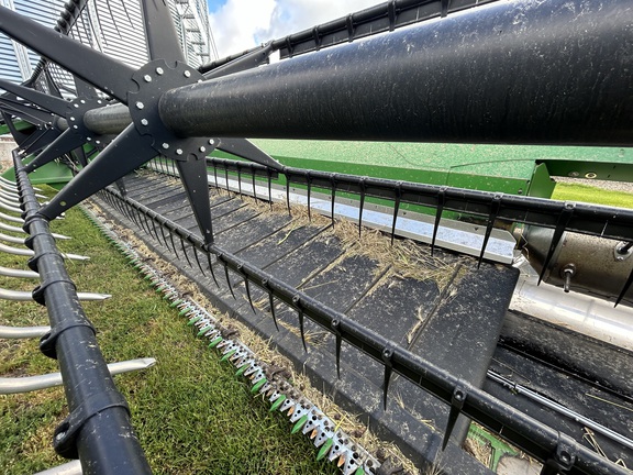 2012 John Deere 640FD Header Combine