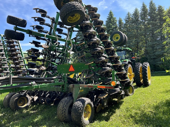 2009 John Deere 1890 Air Seeder