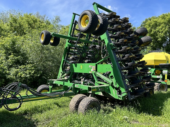 2009 John Deere 1890 Air Seeder