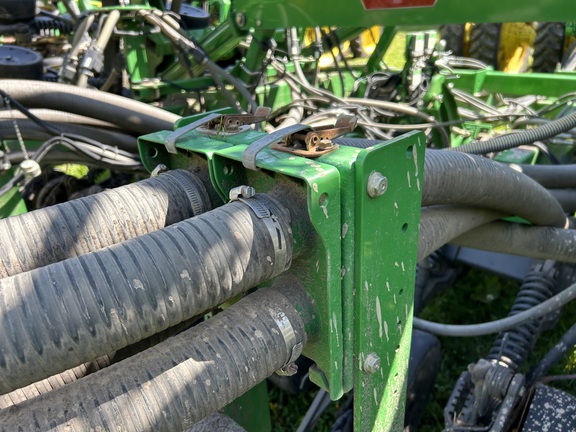 2009 John Deere 1890 Air Seeder