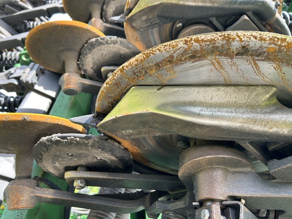 2014 John Deere 1890 Air Seeder