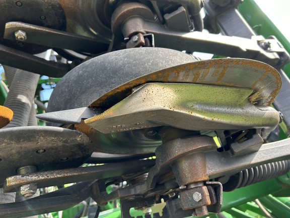 2016 John Deere 1890 Air Seeder