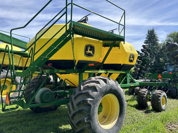 2009 John Deere 1890 Air Seeder