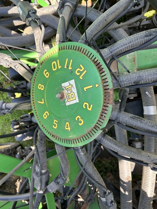 2009 John Deere 1890 Air Seeder