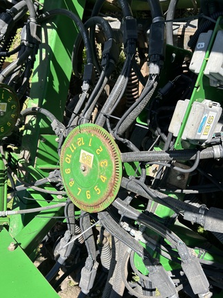 2009 John Deere 1890 Air Seeder