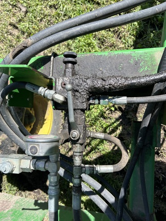 2009 John Deere 1890 Air Seeder