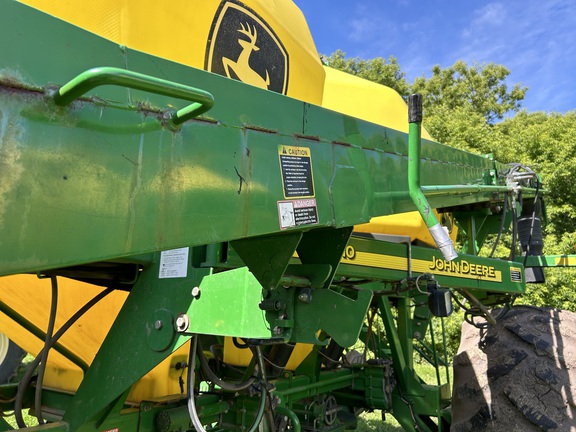 2009 John Deere 1890 Air Seeder