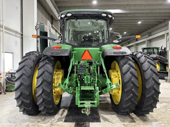 2014 John Deere 8270R Tractor