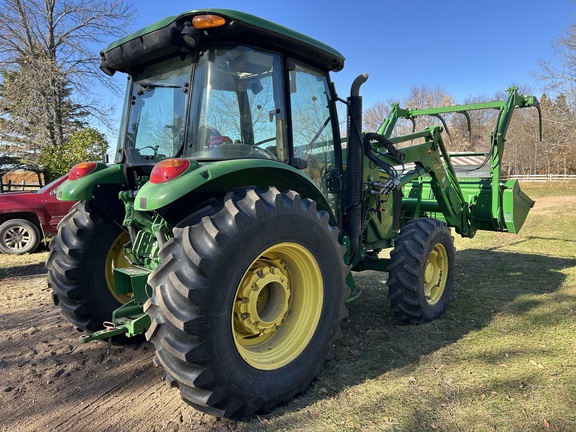 2013 John Deere 5100M Tractor