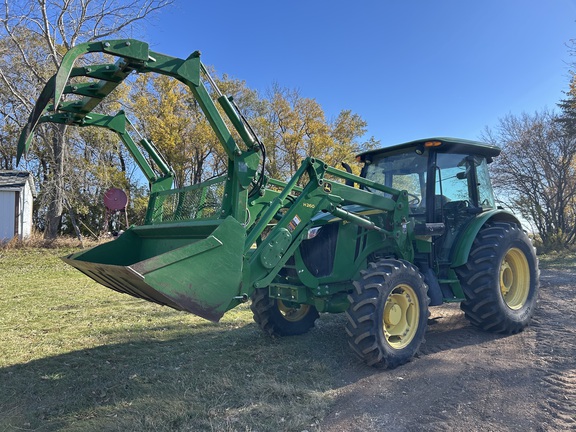 2013 John Deere 5100M Tractor