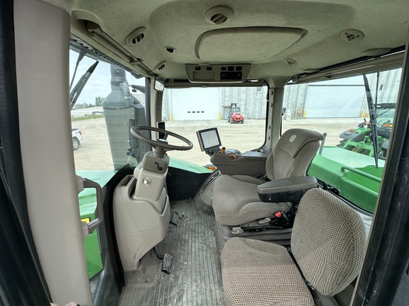 2016 John Deere 9570R Tractor 4WD