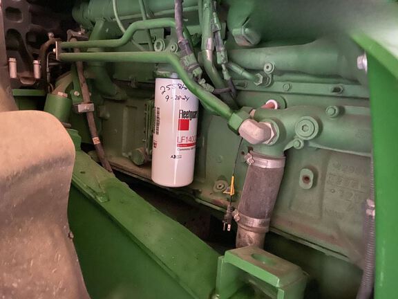 2016 John Deere 9570R Tractor 4WD