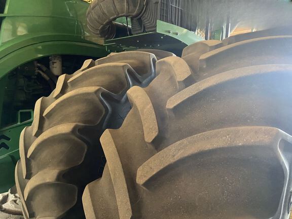 2016 John Deere 9570R Tractor 4WD
