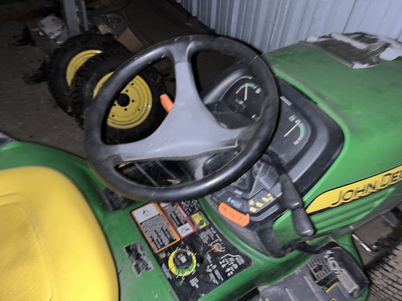 2009 John Deere X720 Garden Tractor