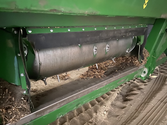2022 John Deere RD35F Header Combine