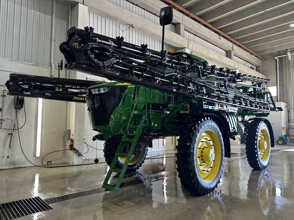 2018 John Deere R4045 Sprayer/High Clearance