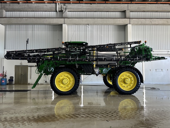 2018 John Deere R4045 Sprayer/High Clearance