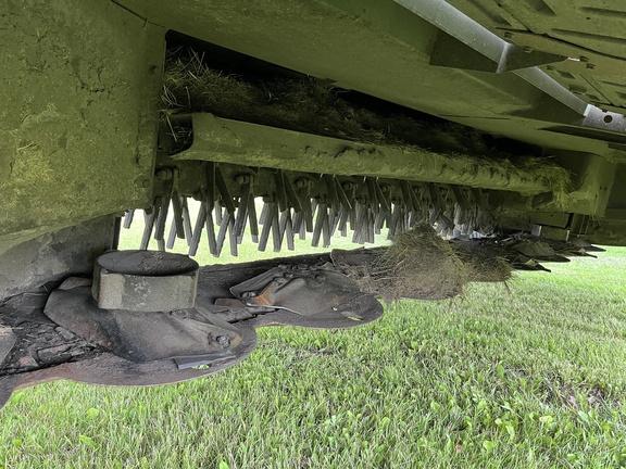 2016 John Deere 956 Mower Conditioner