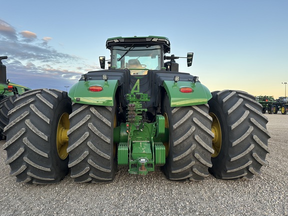 2022 John Deere 9R 590 Tractor 4WD