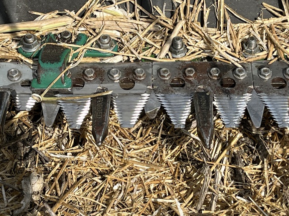 2013 John Deere 640FD Header Combine