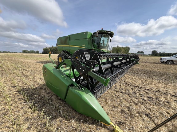 2013 John Deere 640FD Header Combine