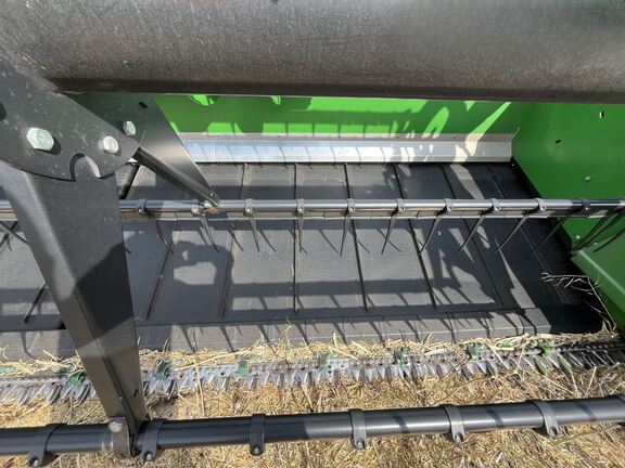 2013 John Deere 640FD Header Combine