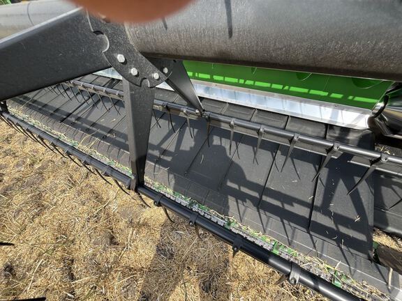 2013 John Deere 640FD Header Combine