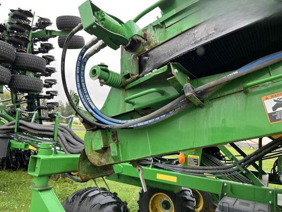 2021 John Deere 1890 Air Seeder