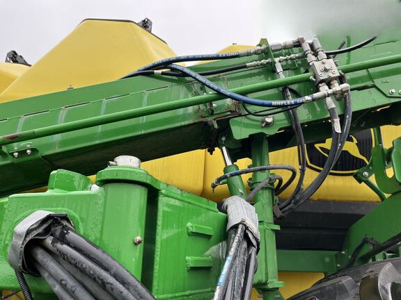 2021 John Deere 1890 Air Seeder