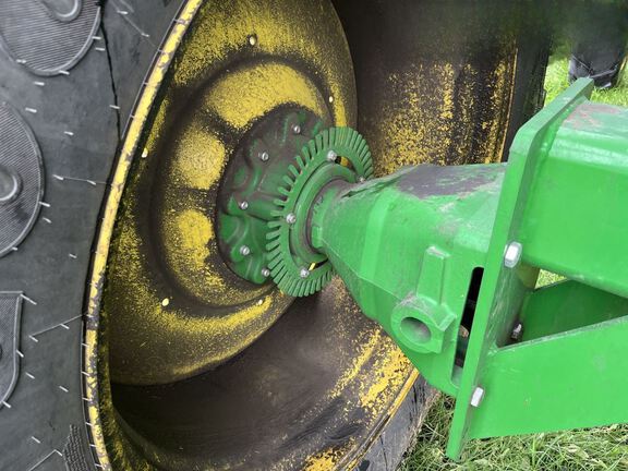 2021 John Deere 1890 Air Seeder