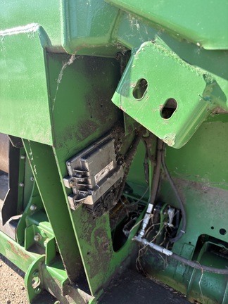 2013 John Deere 640FD Header Combine
