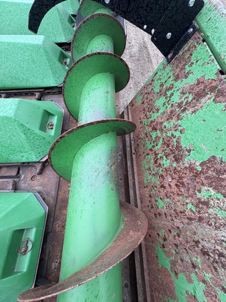 John Deere 822 Header Corn Head