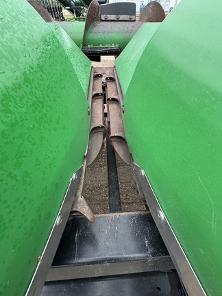 John Deere 822 Header Corn Head