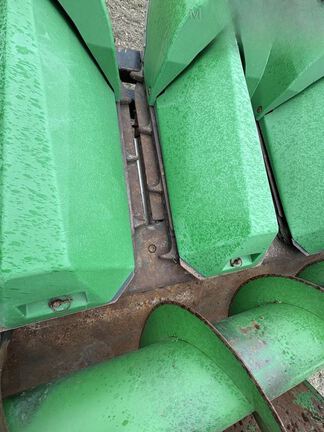 John Deere 822 Header Corn Head