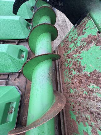 John Deere 822 Header Corn Head