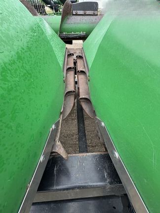 John Deere 822 Header Corn Head