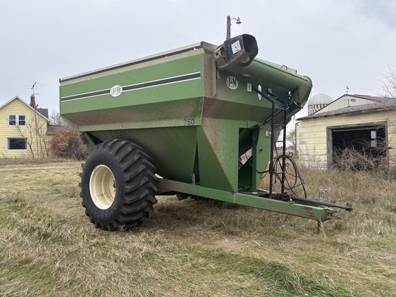 1994 J&M 750 - 14 Grain Cart