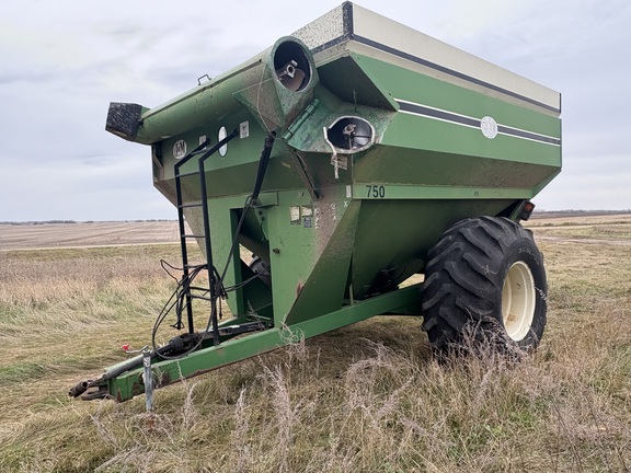 1994 J&M 750 - 14 Grain Cart