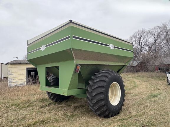 1994 Misc 750-14 Grain Cart