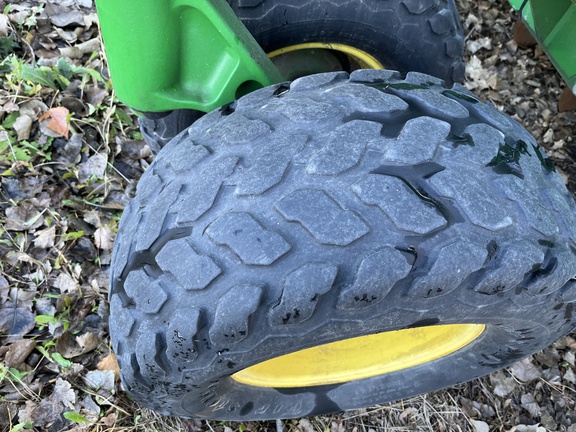 2010 John Deere 1890 Air Seeder