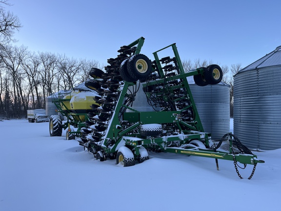 2010 John Deere 1890 Air Seeder