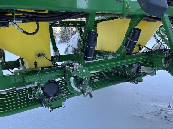 2010 John Deere 1890 Air Seeder
