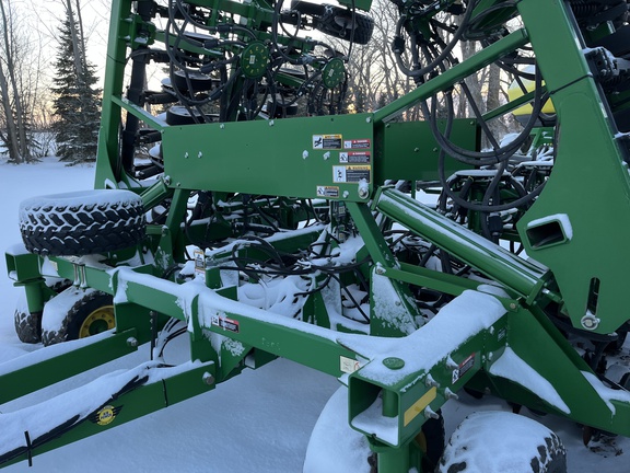 2010 John Deere 1890 Air Seeder