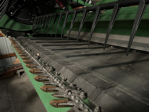 2017 John Deere 645FD Header Combine