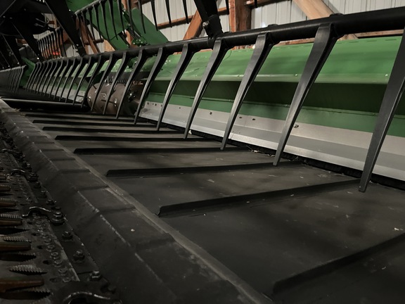 2017 John Deere 645FD Header Combine