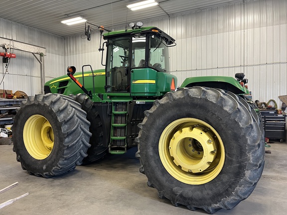 2010 John Deere 9430 Tractor 4WD