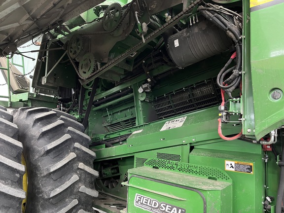 2022 John Deere S780 Combine