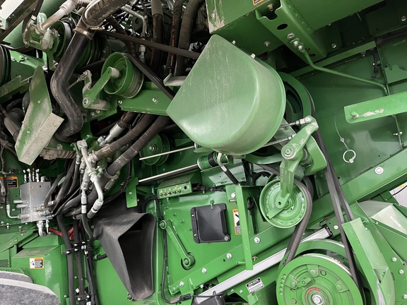 2022 John Deere S780 Combine