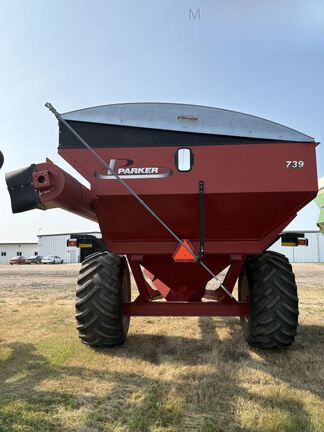 2005 Parker 739 Grain Cart