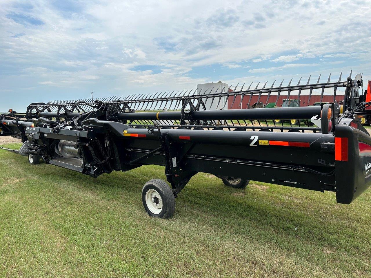 2018 MacDon FD75 Header Draper